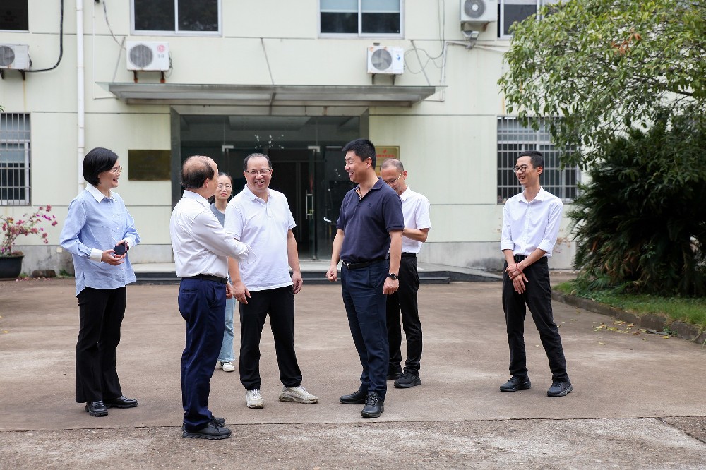 企业资讯|衢州市委统战部、民进市委会领导深入走访民进企业-浙江阿法恩科技有限公司！